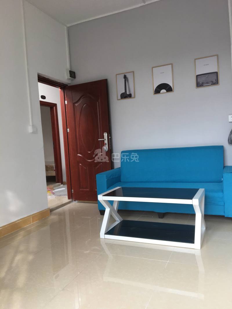 铂雅公寓4594098客厅图3