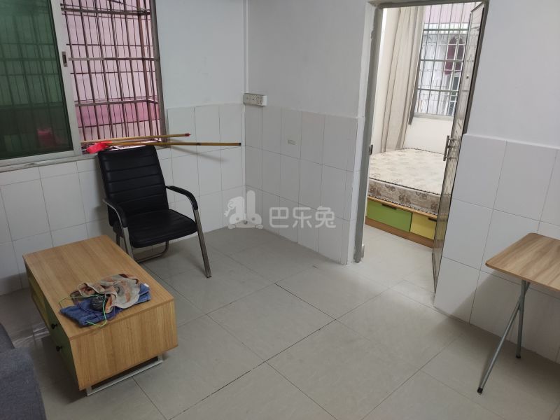 万芳园大街44号4594215客厅图6