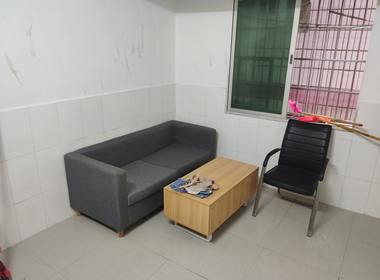 万芳园大街44号 1室1厅1卫