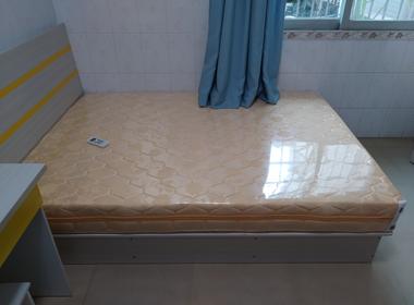 鑫鑫公寓（塘田街南一巷3号） 1室0厅1卫