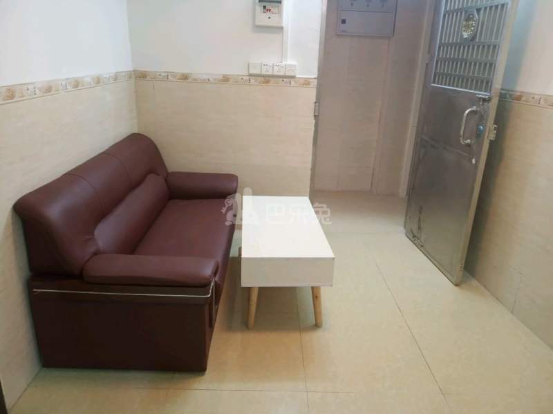 二夹坊前街24号4616009客厅图14