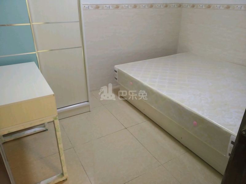 二夹坊前街24号4616009卧室图8