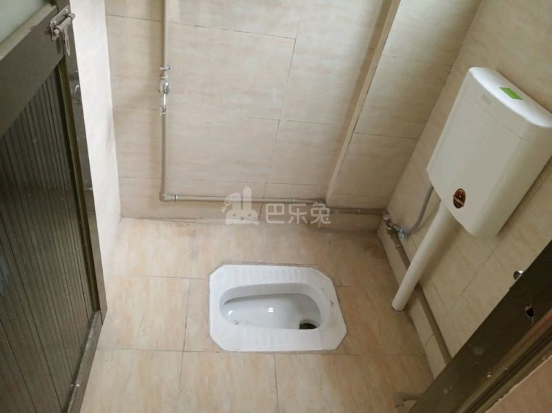 二夹坊前街24号4616009卫生间图24