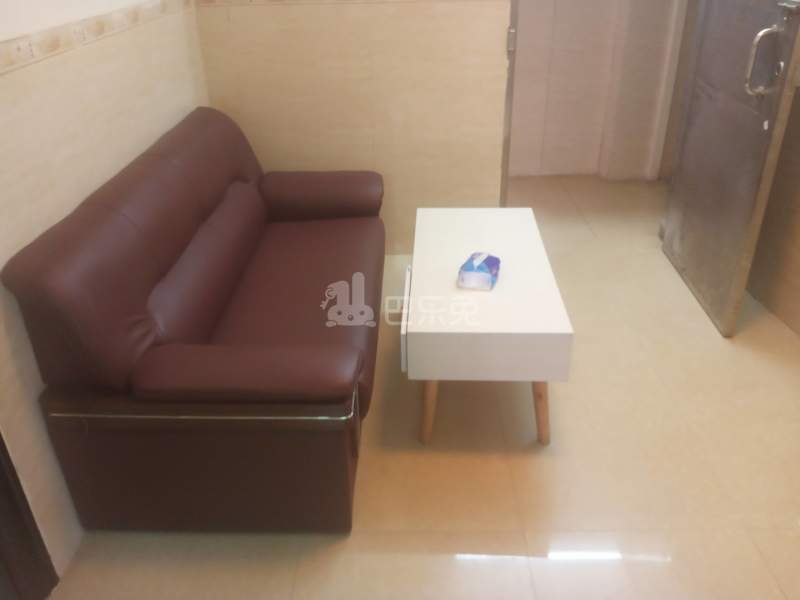 二夹坊前街24号4616009客厅图12