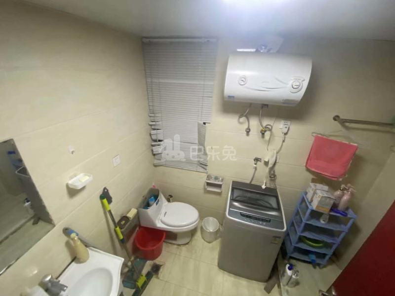 融创瑷颐湾4620569卫生间图8