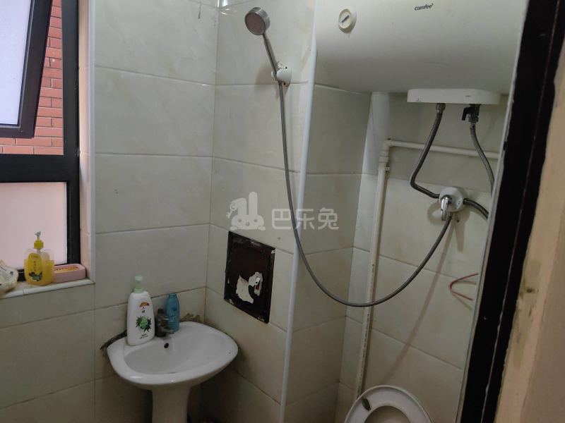 秋月朗庭4637016卫生间图10