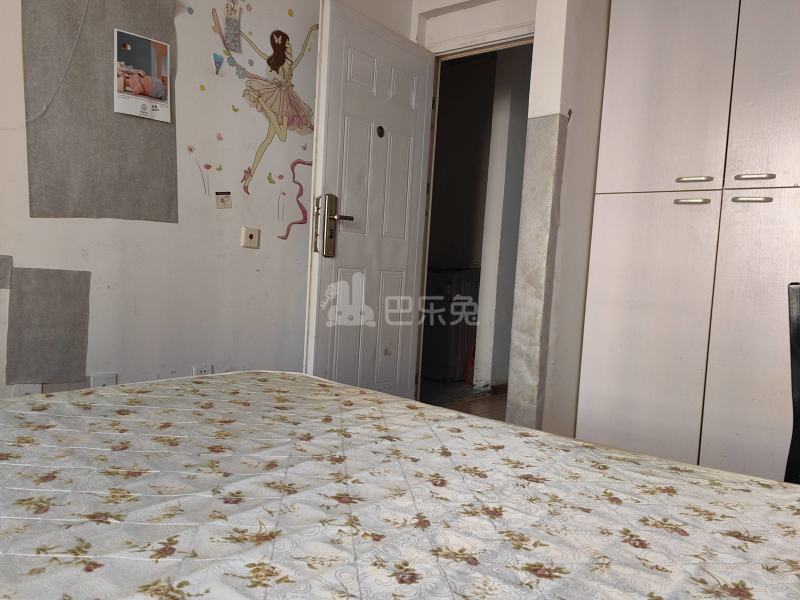 秋月朗庭4637016卧室图3