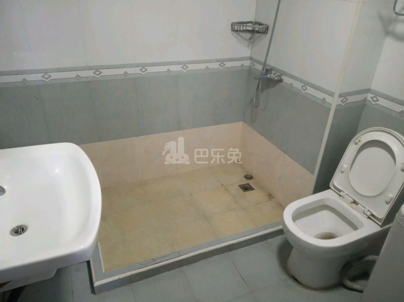 伟业金锦苑三村4645932卫生间图6