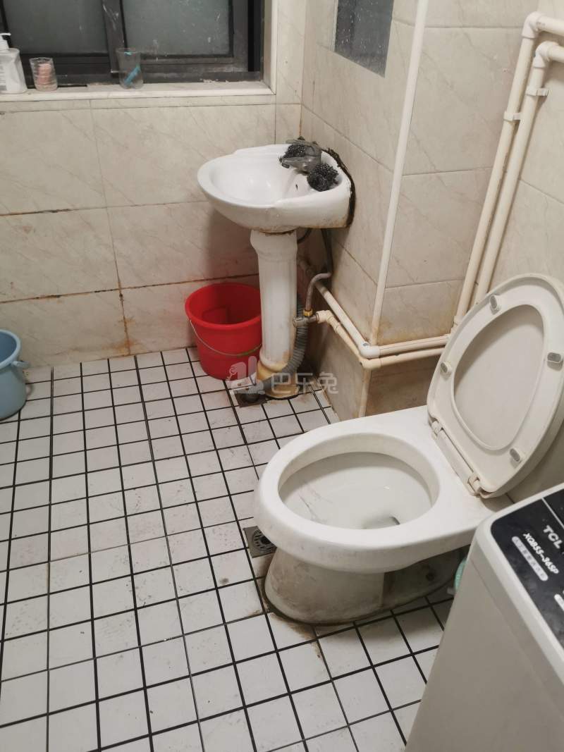 和源馨苑北区4656155卫生间图5