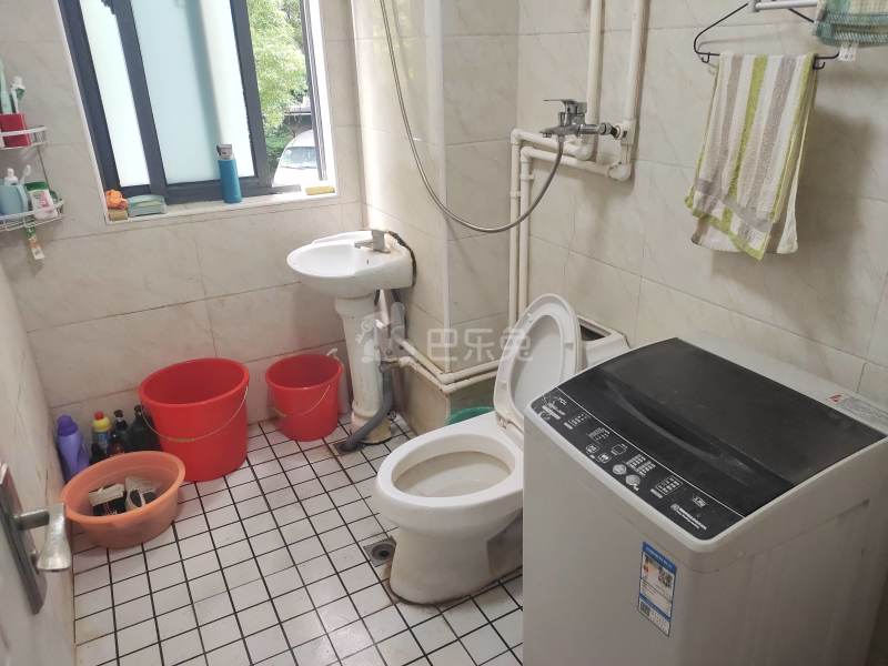 和源馨苑北区4656155卫生间图7