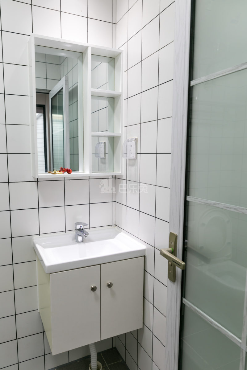 瑞喜荟国际青年公寓4661512卫生间图6