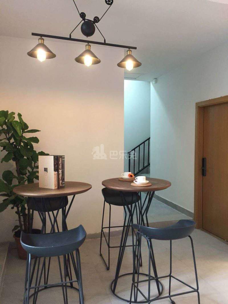 树根书屋（泰来里店）4663433卧室图3