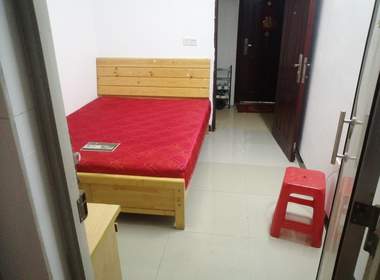 集信公寓（嘉禾望岗百花岭南街三巷7号） 1室0厅1卫