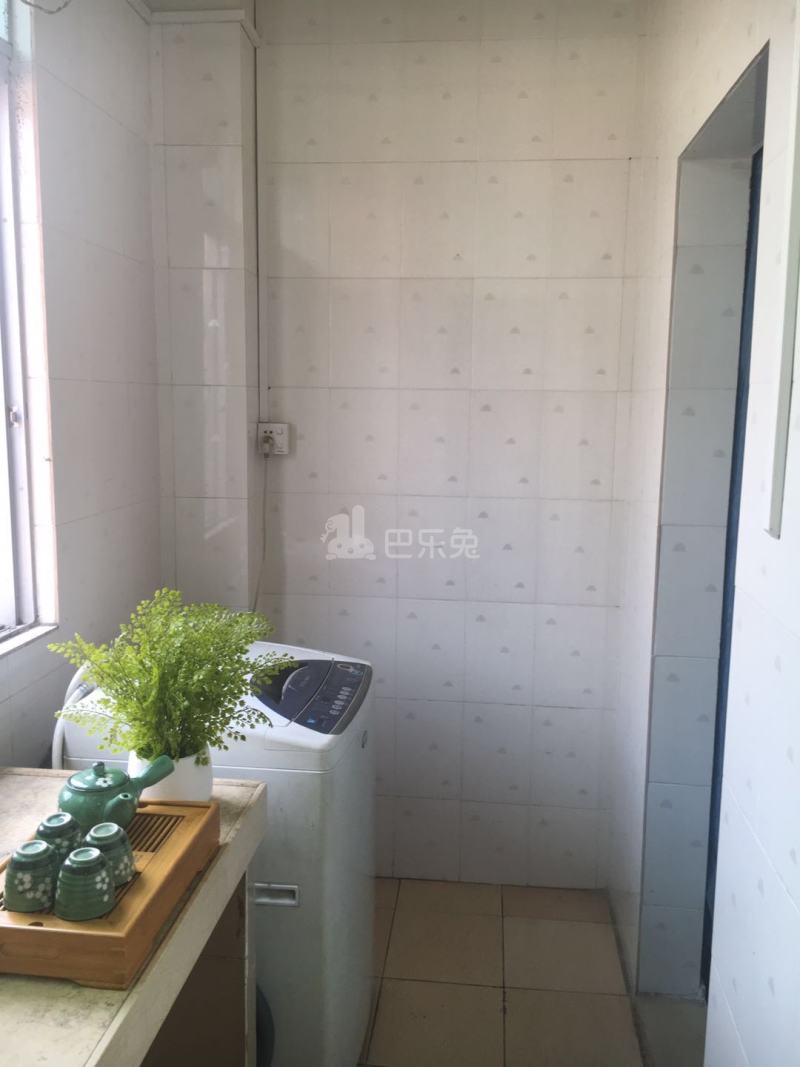 锦天时尚公寓4678693卫生间图3