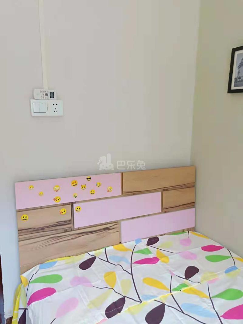 尚派公寓（花地湾店）4680475卧室图4