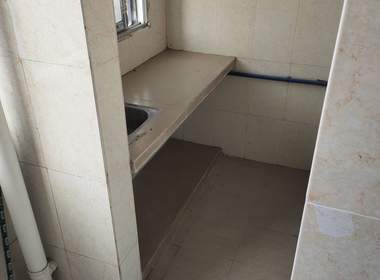 M7公寓（嘉禾望岗望岗村望岗西岭街十四巷18号） 1室0厅1卫