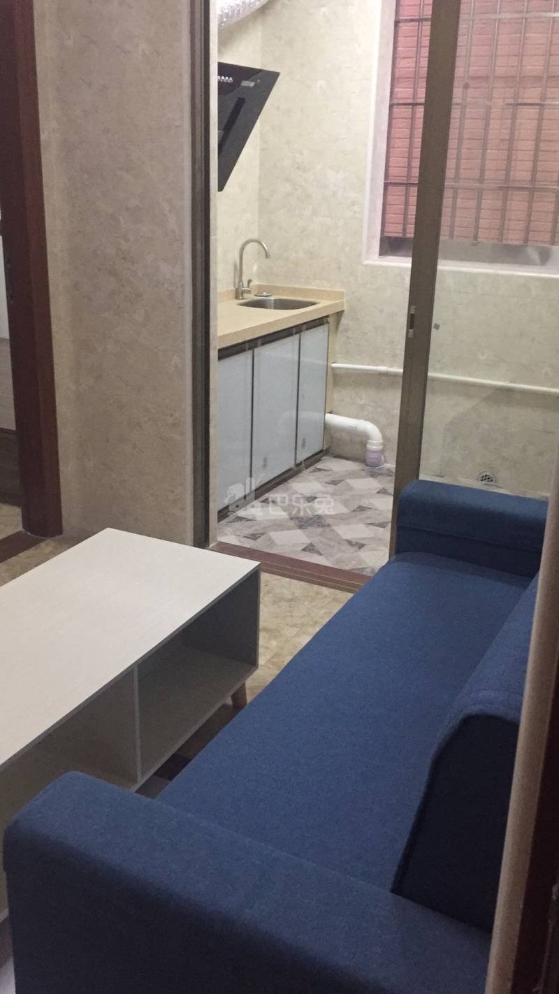 有家公寓（凤池三街15号）4689545客厅图2