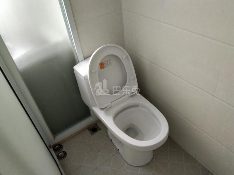 通协小区4696736卫生间图9