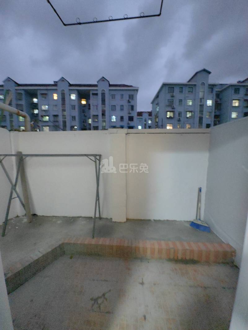 潼港西八村4698757卧室图5