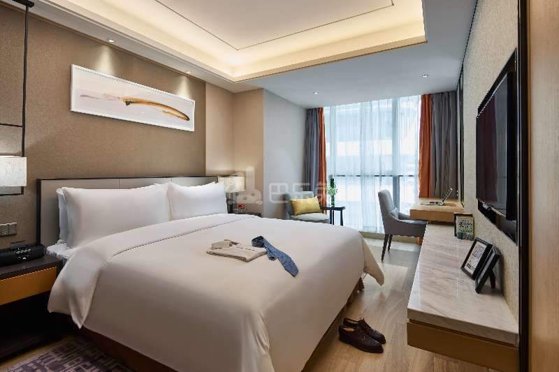 虹桥绿地铂瑞酒店公寓4700725卧室图0