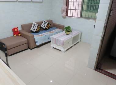 嘉禾望岗上胜东街30号 1室1厅1卫