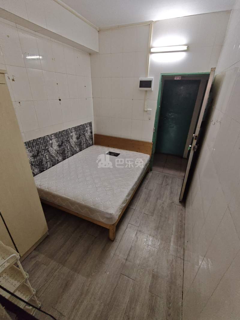 南园村4747070卧室图3