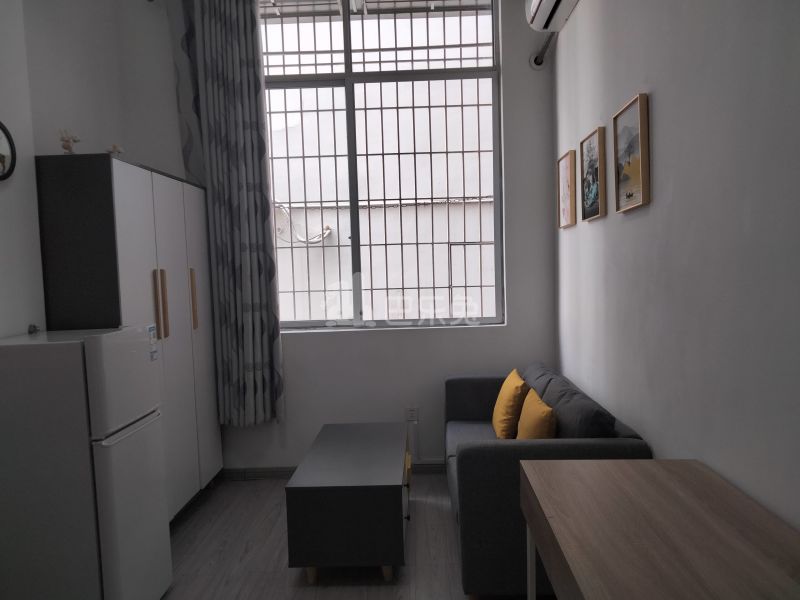 美宿家青年公寓（员村南富大街自编37号）4760794客厅图4