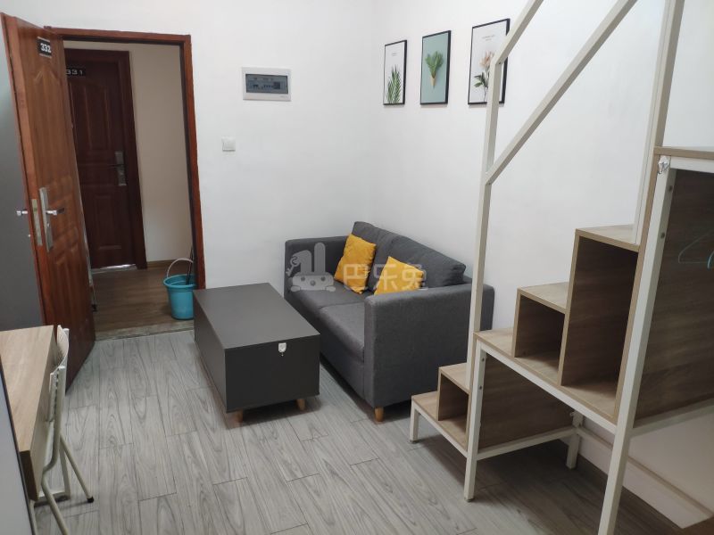 美宿家青年公寓（员村南富大街自编37号）4760906客厅图10