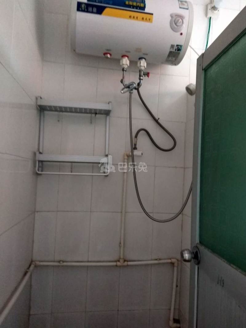 天弘公寓4765329卫生间图5