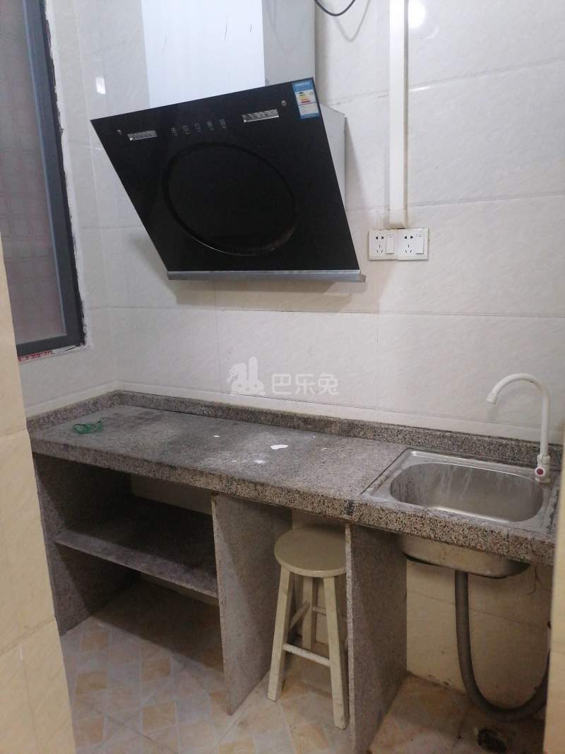 鹤边村鹤北中街三巷9号4781441厨房图5