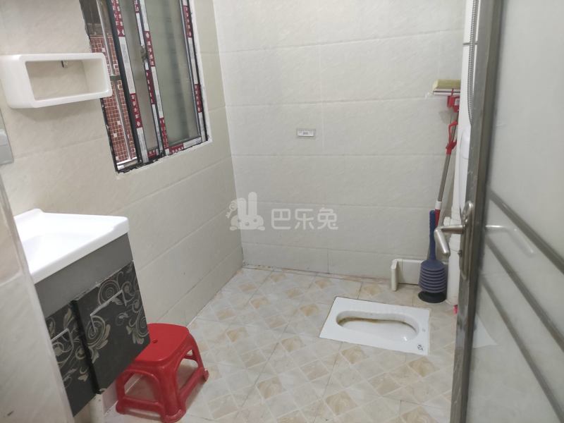 鹤边村鹤北中街三巷9号4781443卫生间图9