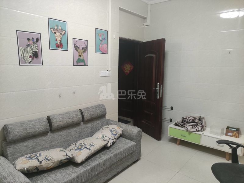 鹤边村鹤北中街三巷9号4781443卧室图2