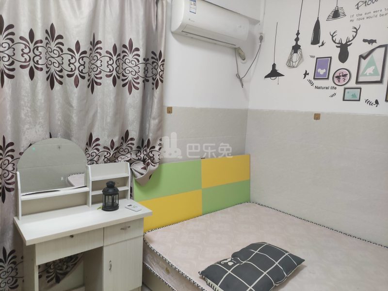 鹤边村鹤北中街三巷9号4781443卧室图4