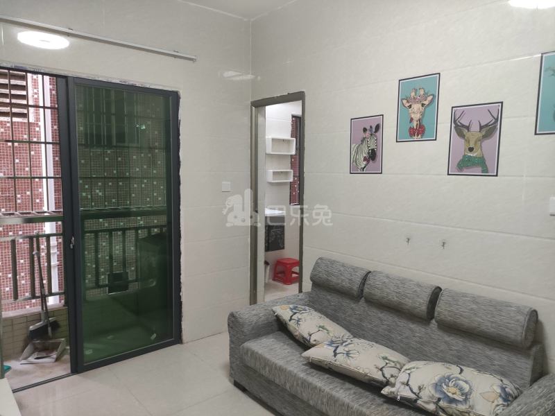 鹤边村鹤北中街三巷9号4781443卧室图1