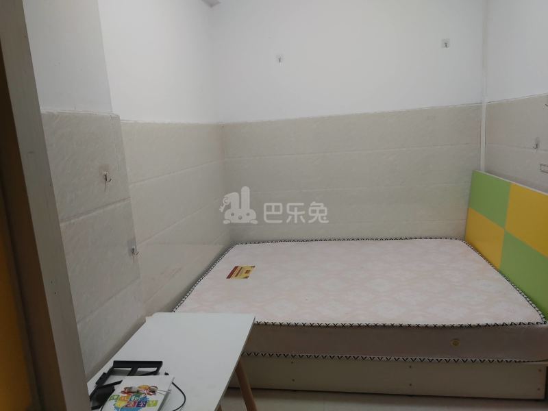 鹤边村鹤北中街三巷9号4781447卧室图3