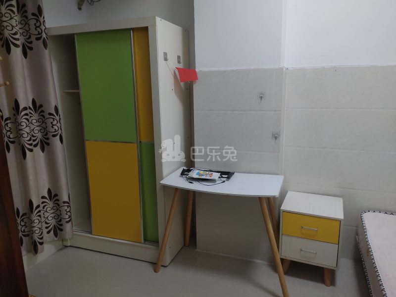 鹤边村鹤北中街三巷9号4781447卧室图2