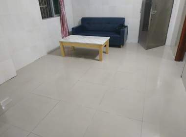 龙洞碧翠四巷4号 2室1厅1卫