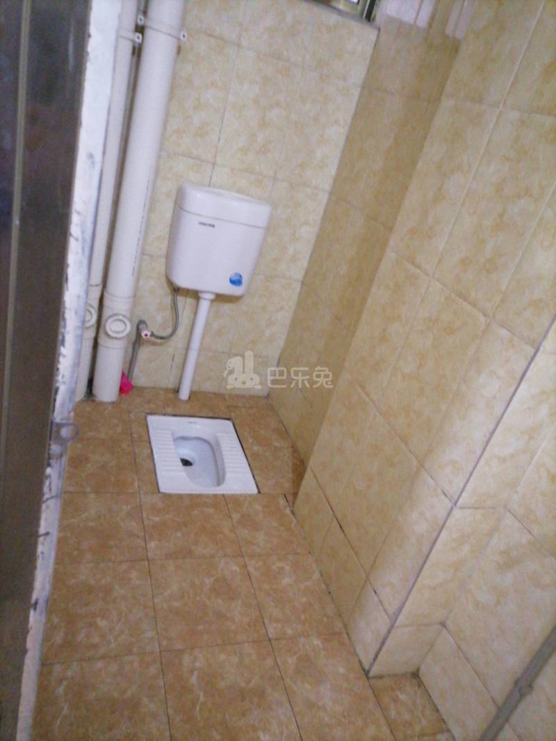 德鑫公馆（人和中街15号）4781515卫生间图1