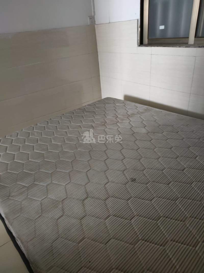 德鑫公馆（人和中街15号）4781533卧室图2