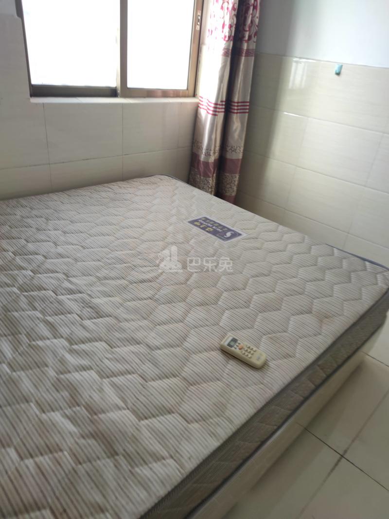 德鑫公馆（人和中街15号）4781552卧室图1