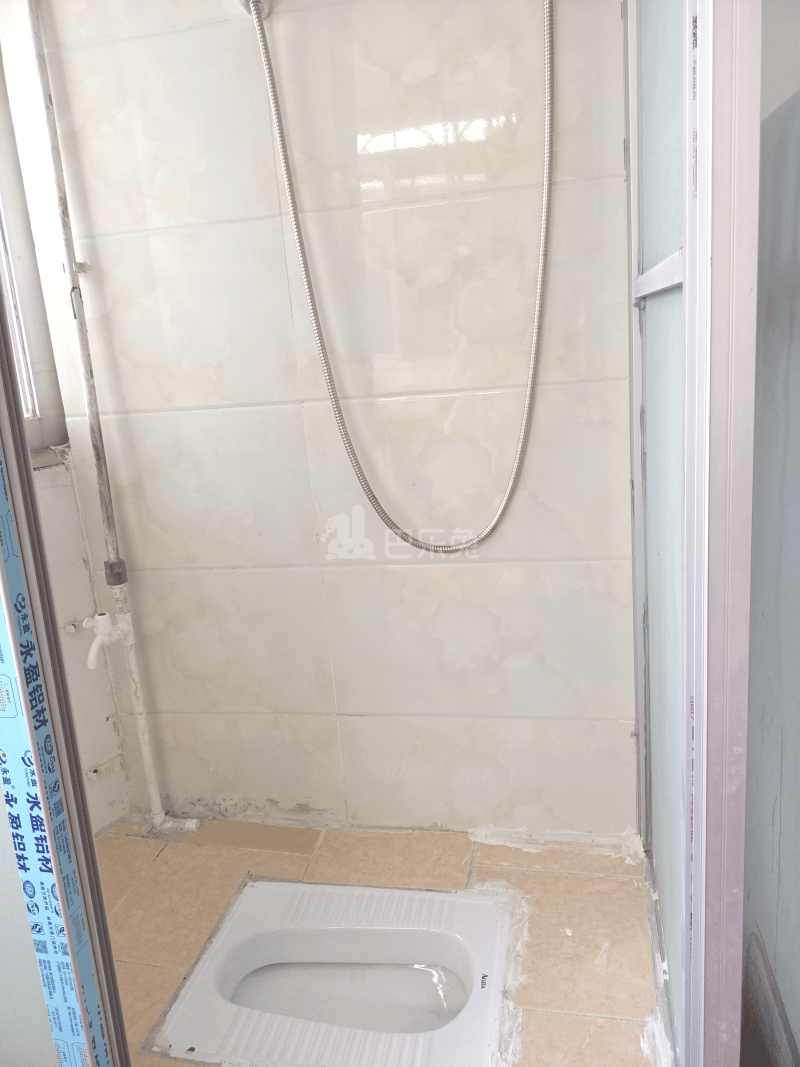 西部城建桃李花园4782456卫生间图12