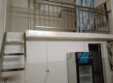 珠村上社西边大街5巷5号 