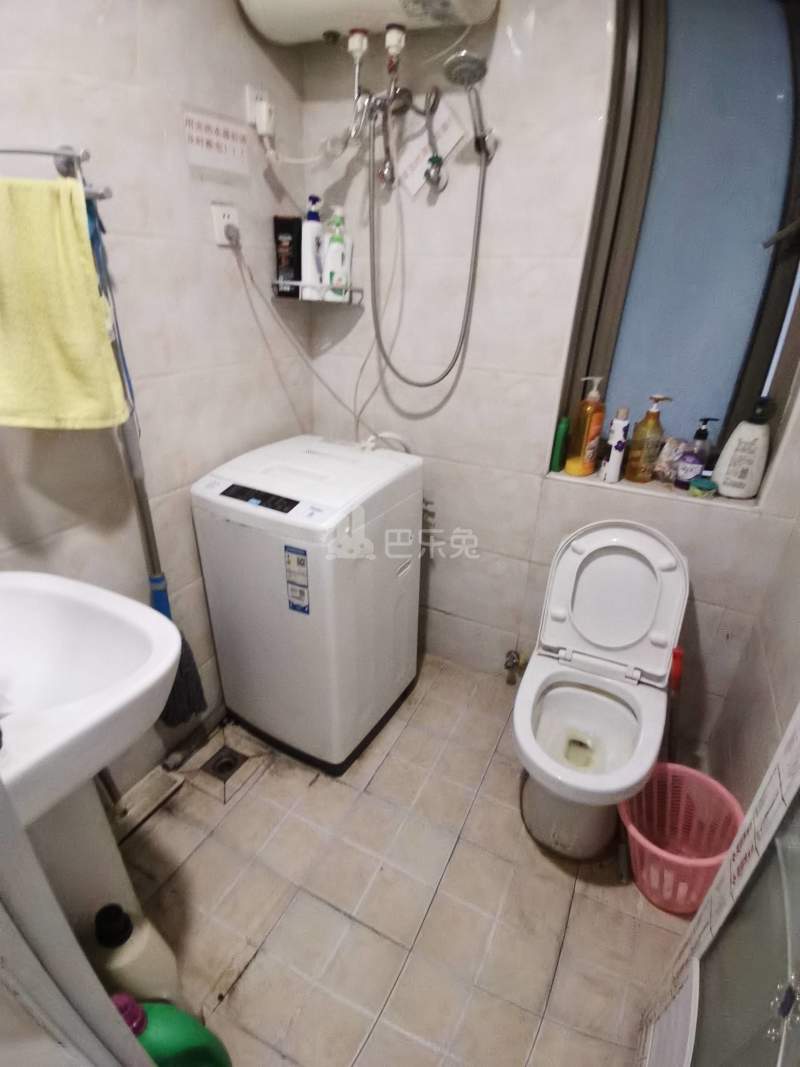 阳光郡4848733卫生间图7