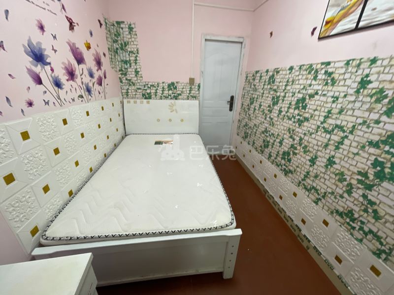 月亮湾花园4805744卧室图3