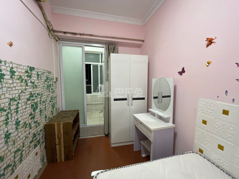 月亮湾花园4805744卧室图4