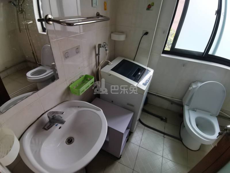 新凯家园四期茉莉雅苑4807903卫生间图8