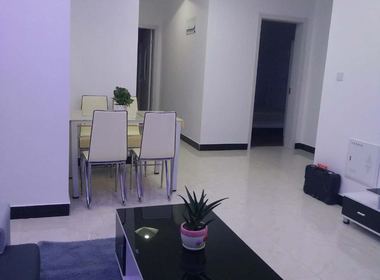 东亚启航公馆 2室1厅1卫