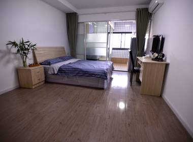 品尚公寓 1室0厅1卫