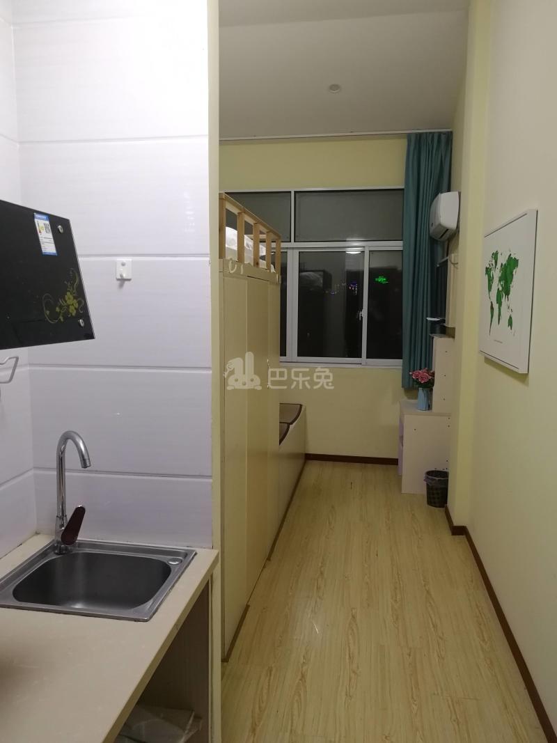 青窝公寓（凤凰街店）4846009周边环境图9