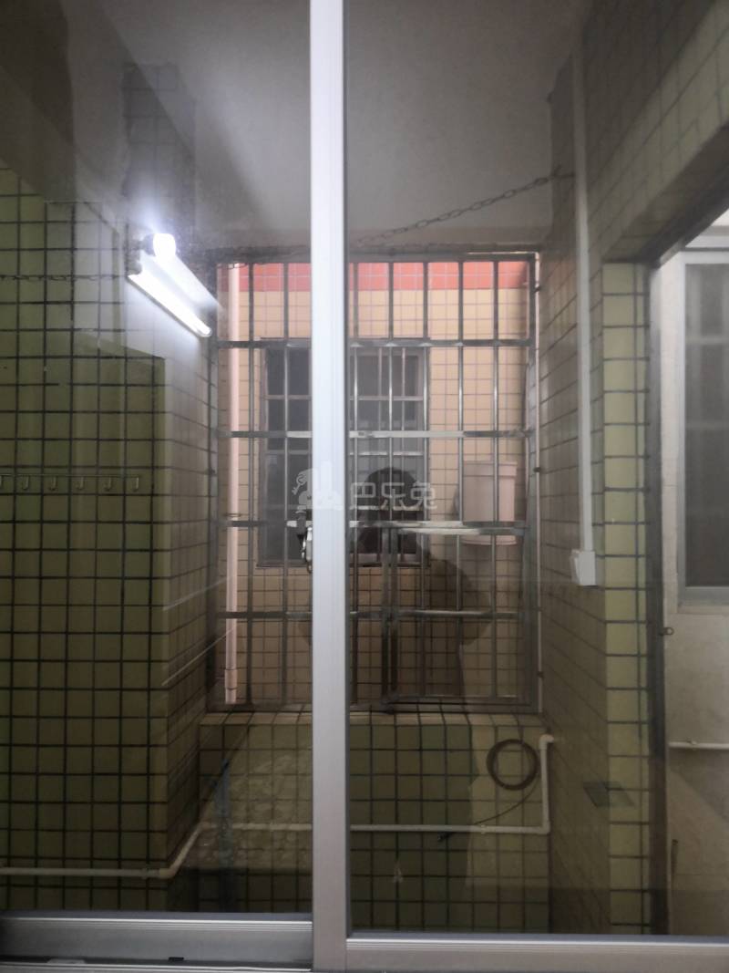 睿达公寓（石溪桥头新街一巷5号）4858584卧室窗户图10